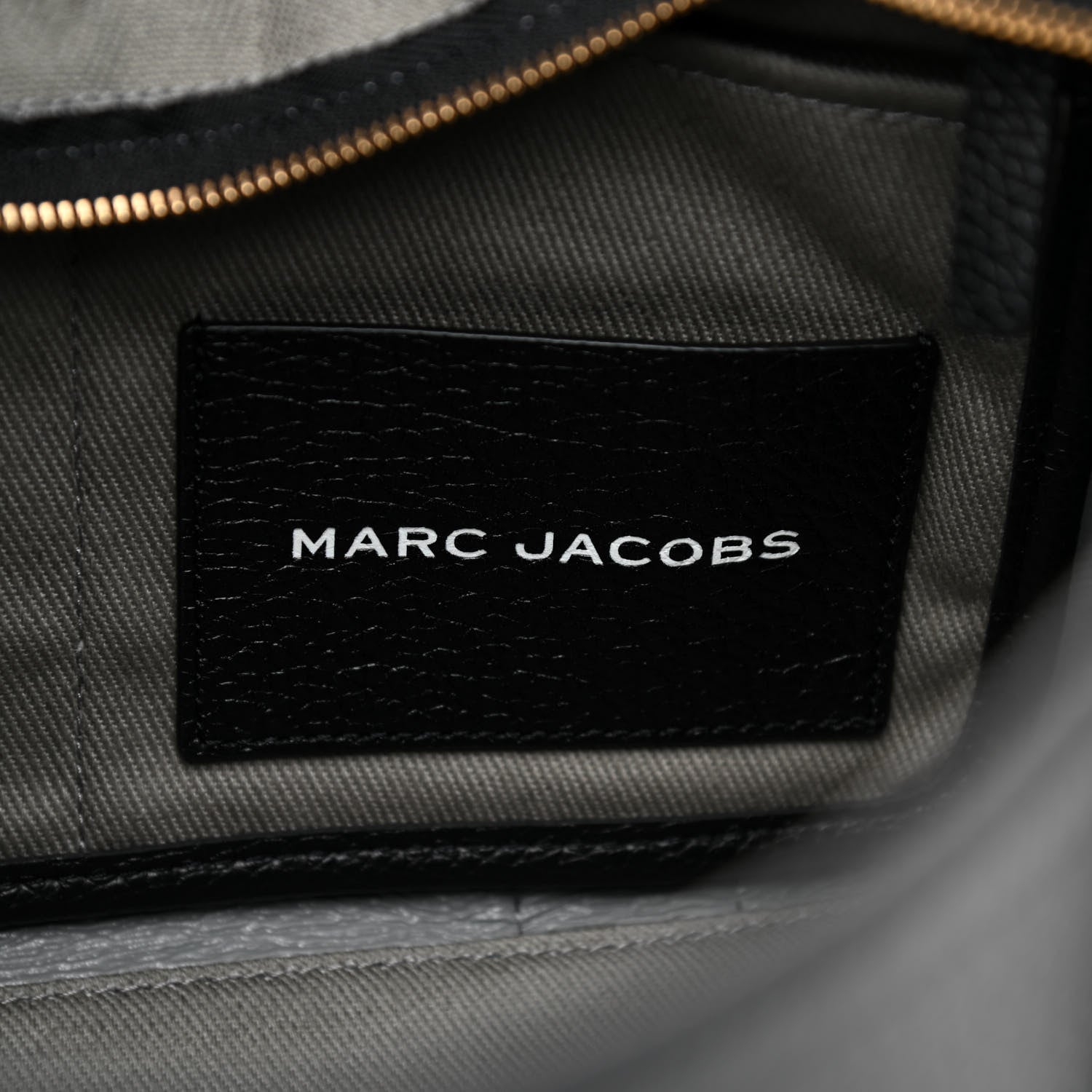 Marc Jacobs Grained Calfskin Medium The Tote Bag Black 5 of 9