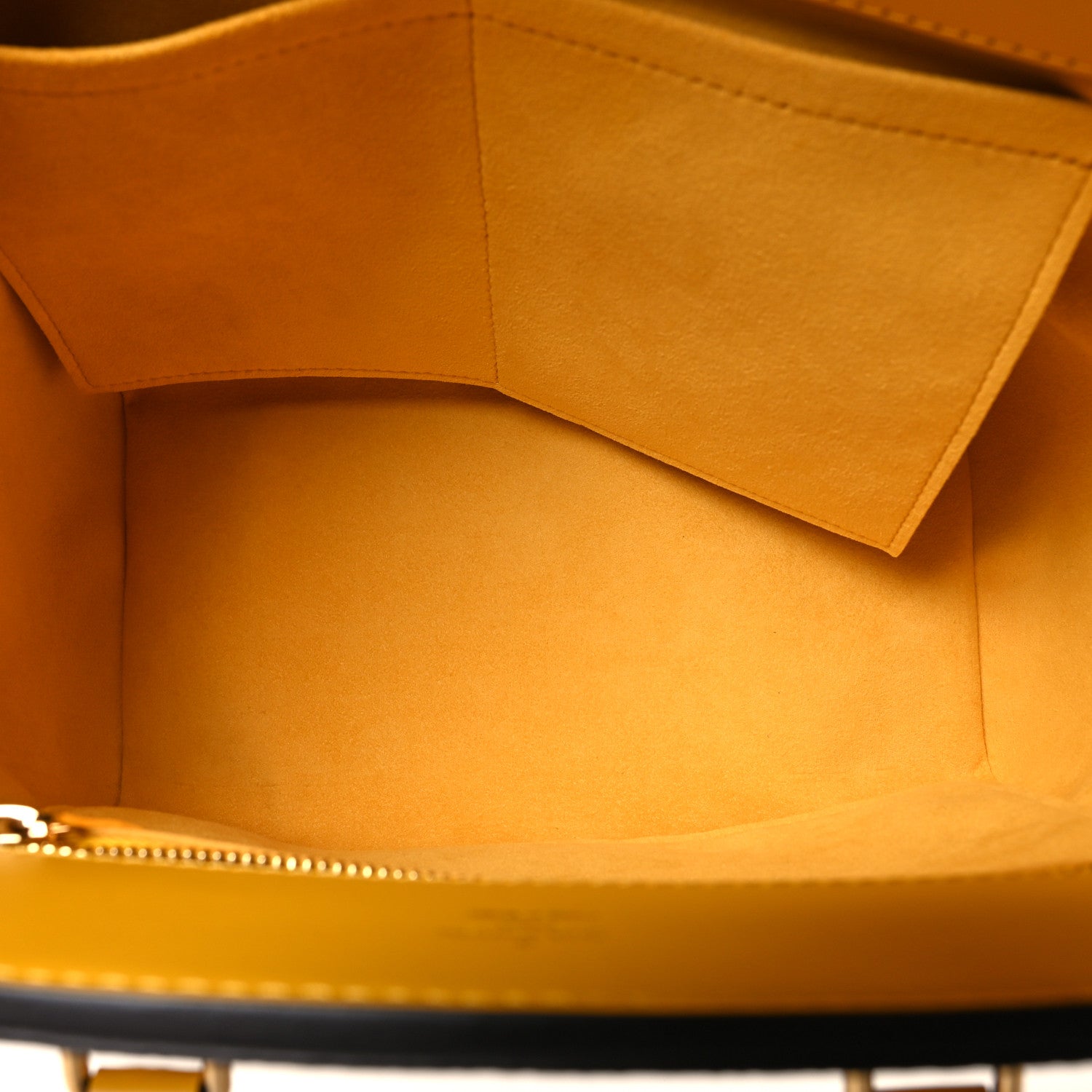 Louis Vuitton Monogram Phenix PM Jonquille 5 of 10