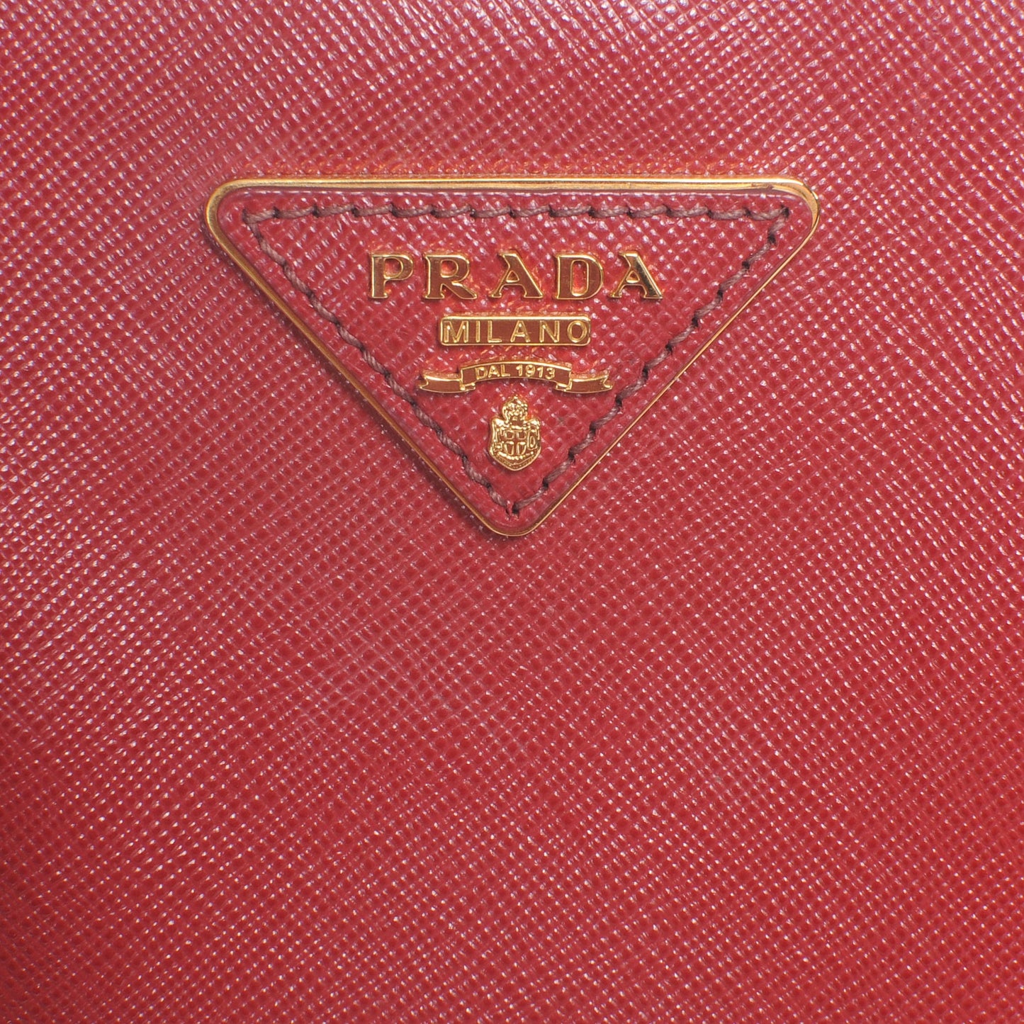 Saffiano Lux Medium Tote Rubino