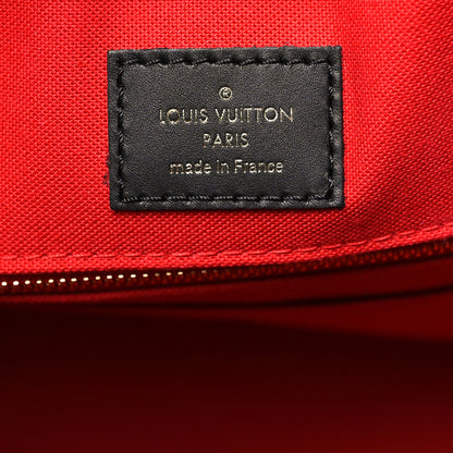Louis Vuitton Reverse Monogram Giant Onthego MM 6 of 9