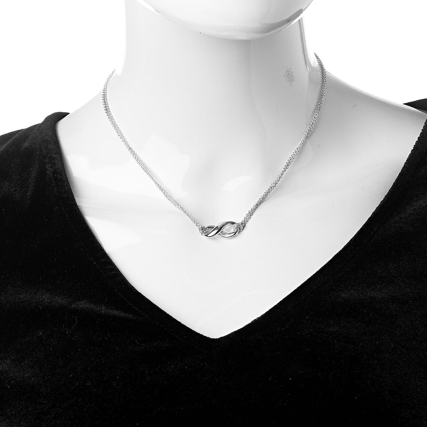 Sterling Silver Figure 8 Pendant Necklace
