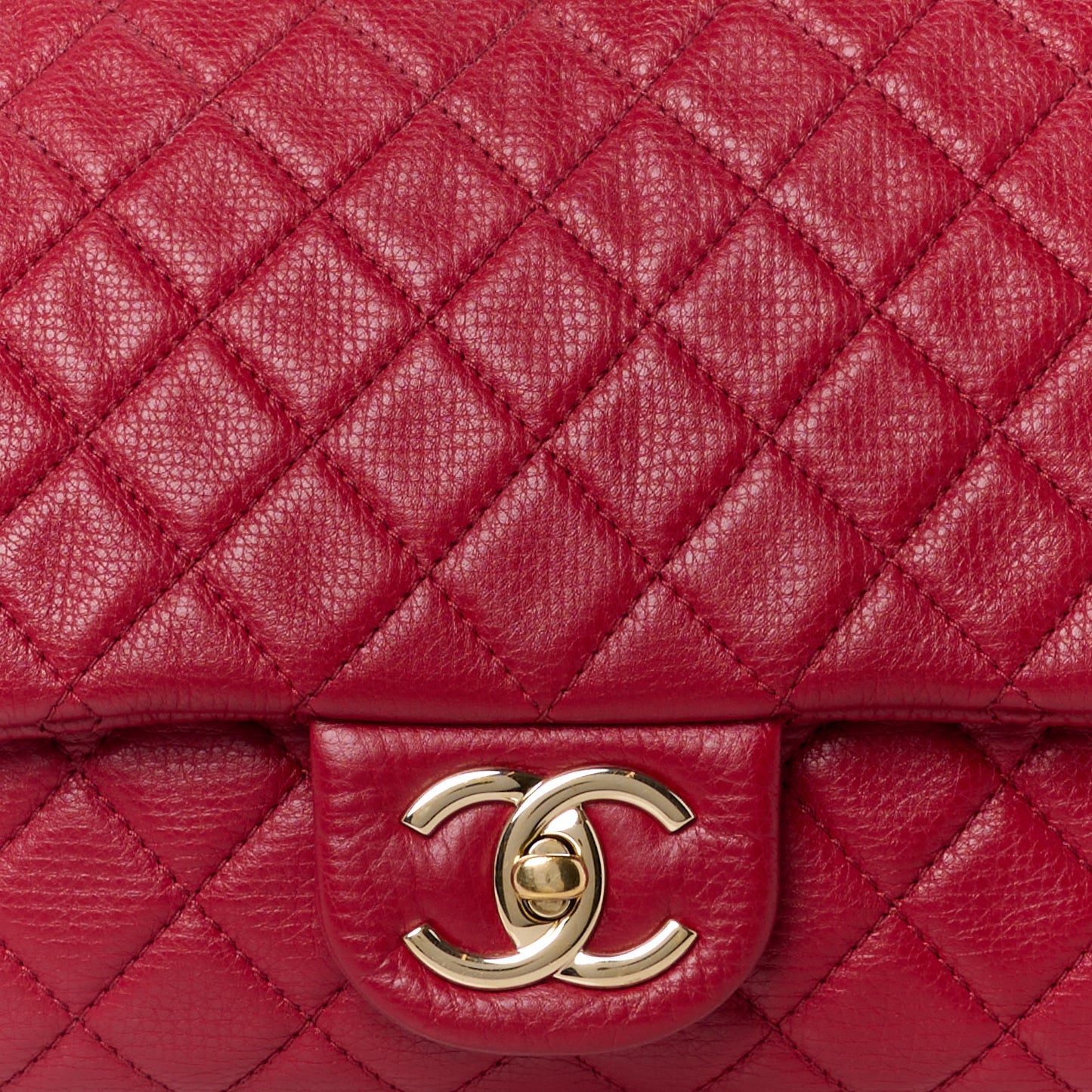 Calfskin Quilted XXL Travel Flap Bag Red