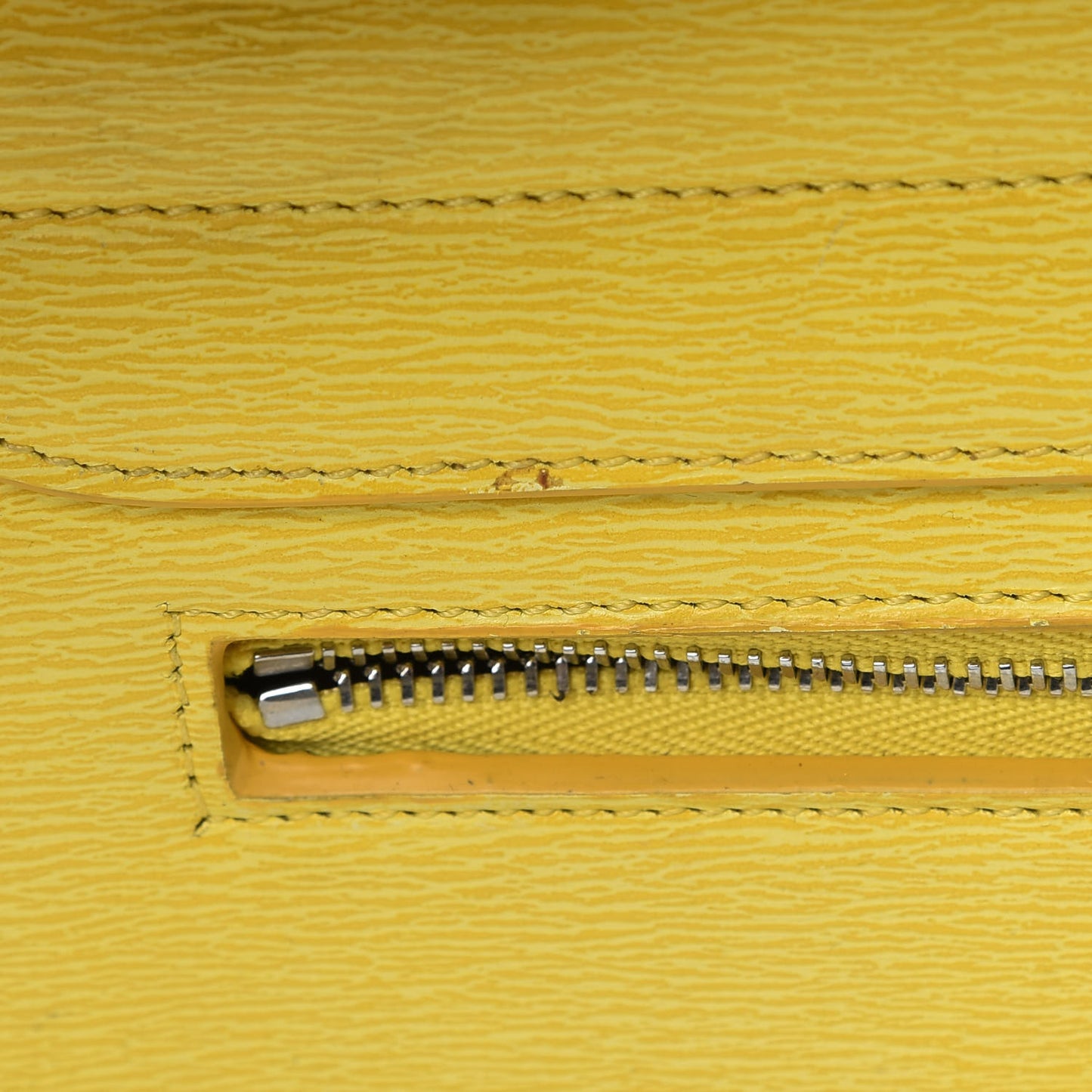 Liege Calfskin Small Trapeze Fluo Yellow