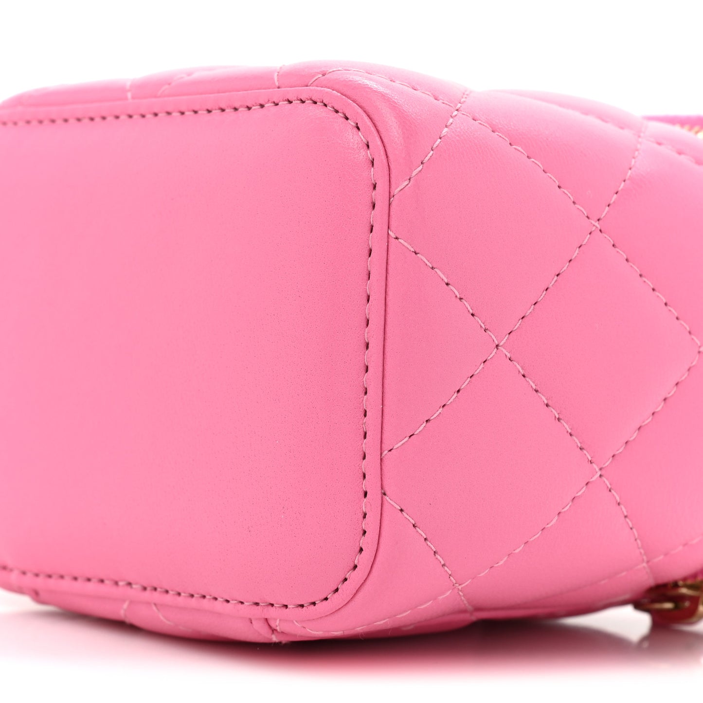 Lambskin Quilted Pearl Crush Mini Vanity Case With Chain Pink