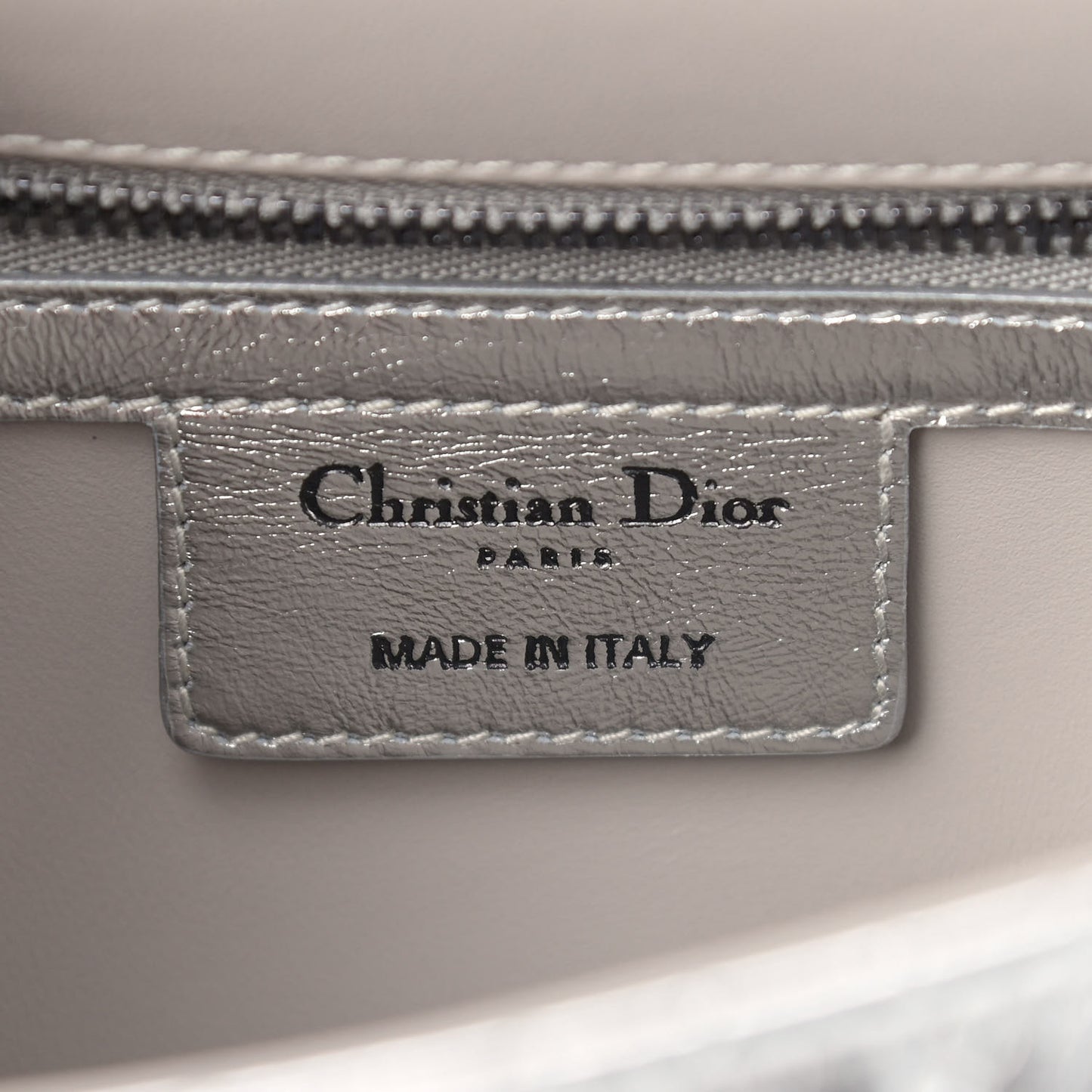 Metallic Calfskin Cannage Medium Caro Bag Argent