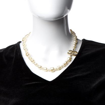 Chanel Graduated Pearl CC Short Necklace Gold 2 of 5