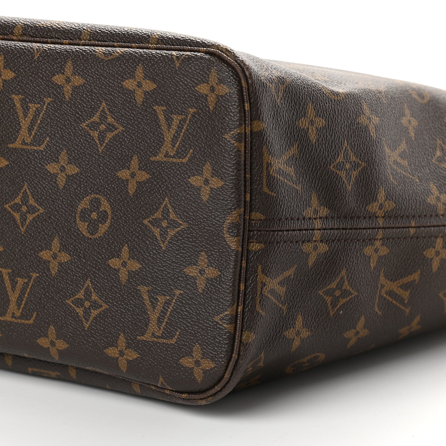 Louis Vuitton Monogram Neverfull MM 10 of 10