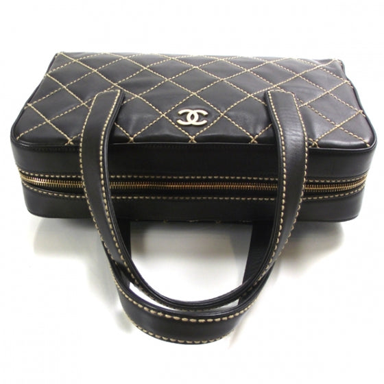 Leather Diamond Stitch Surpique Handbag Black