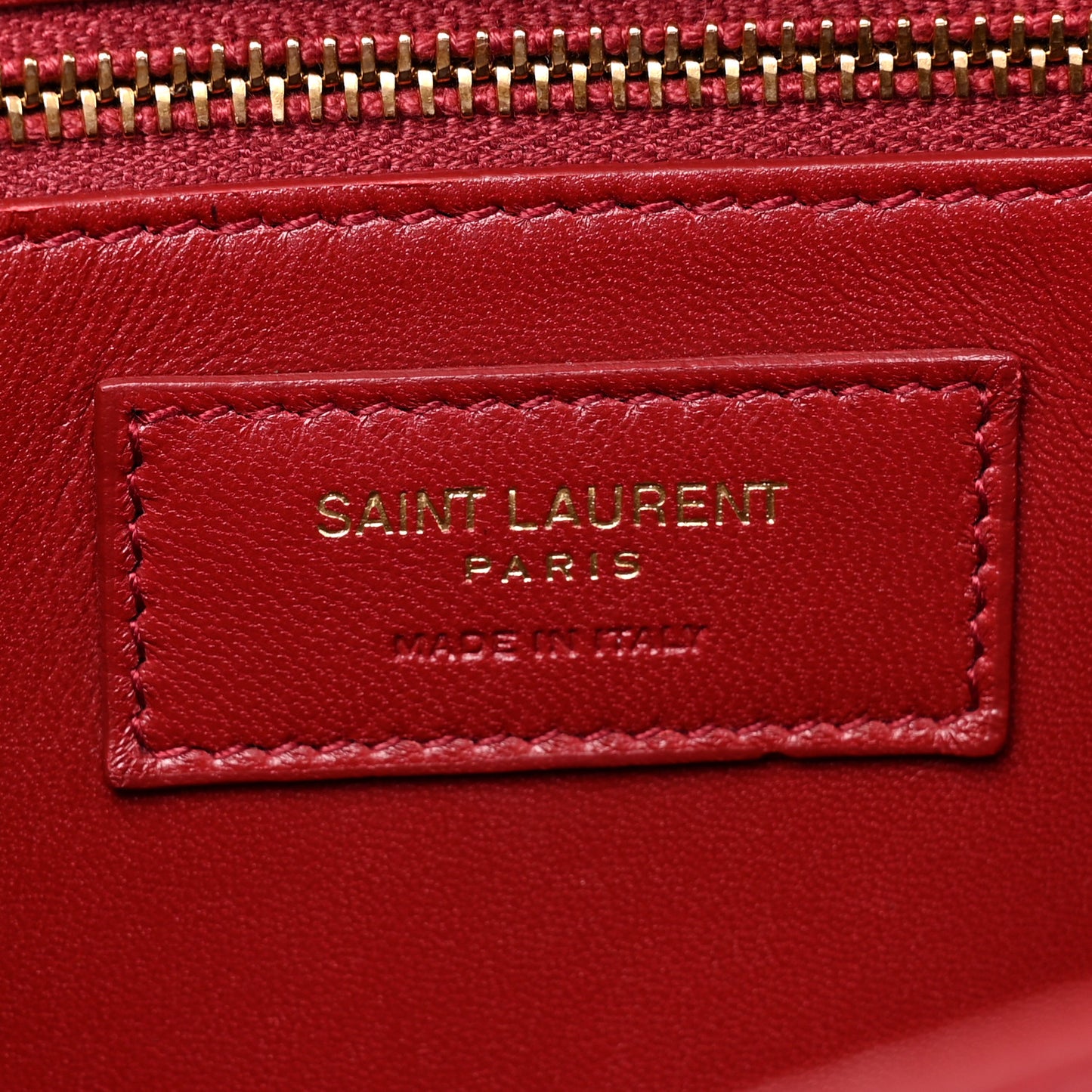 Box Calfskin Le Carre Satchel Opyum Red