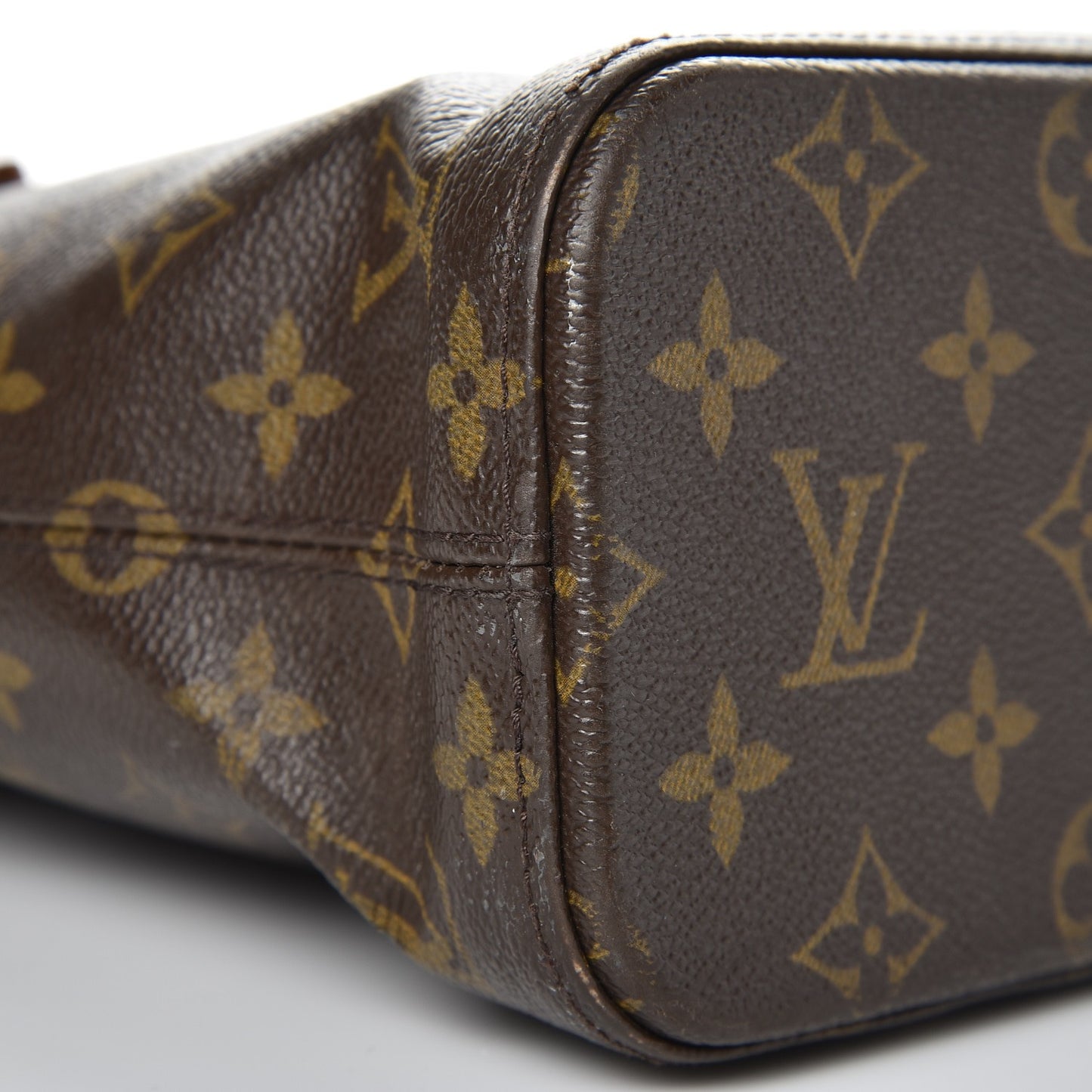 Monogram Luco