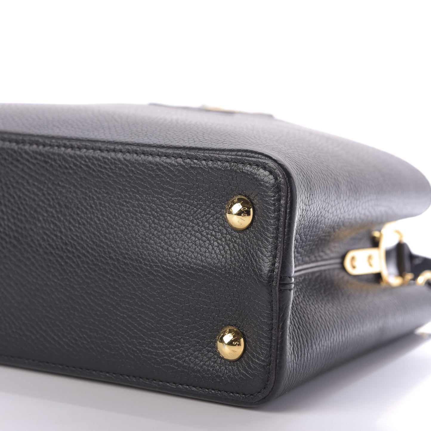 Taurillon Capucines PM Black
