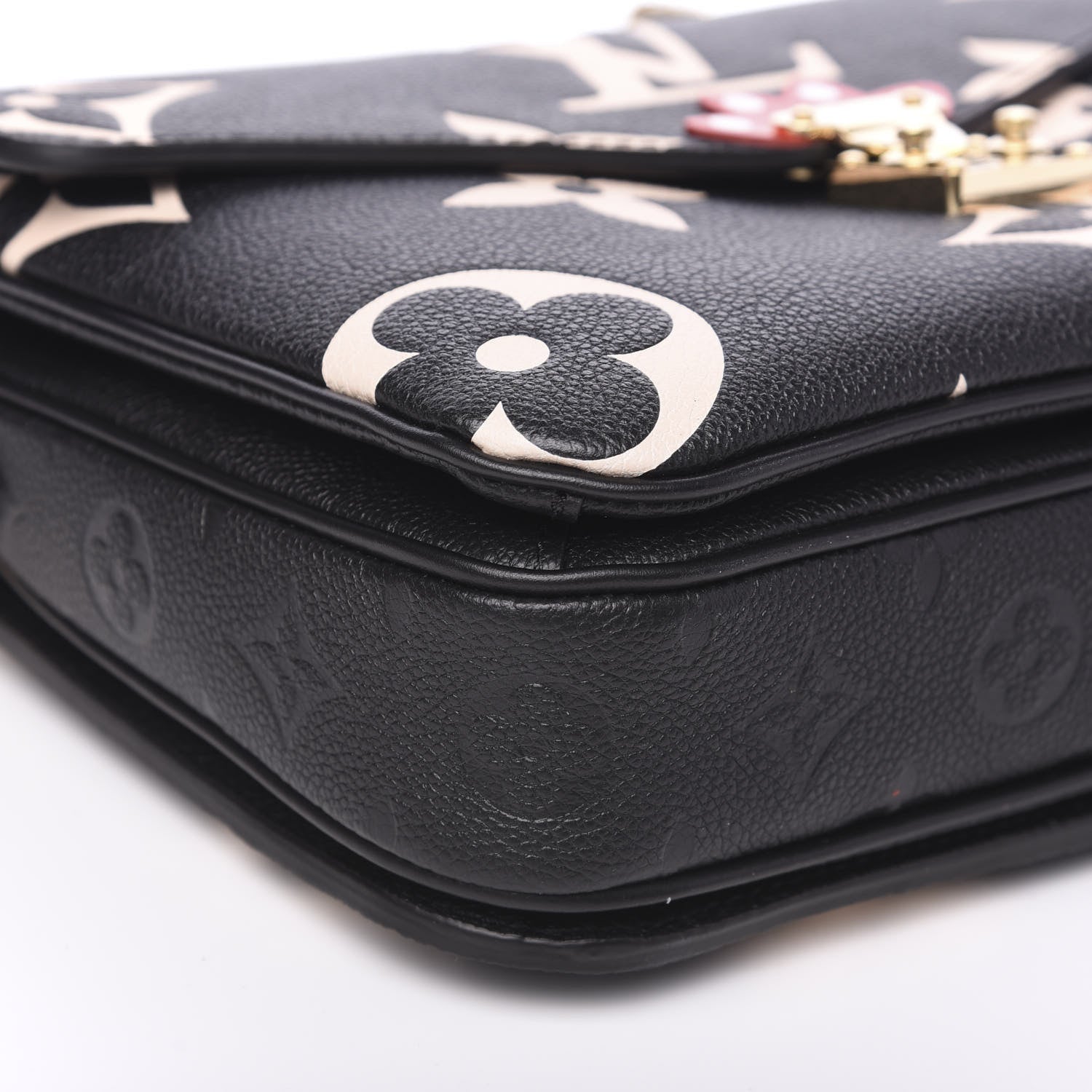 Louis Vuitton Empreinte Monogram Giant Crafty Pochette Metis Black Creme 8 of 9