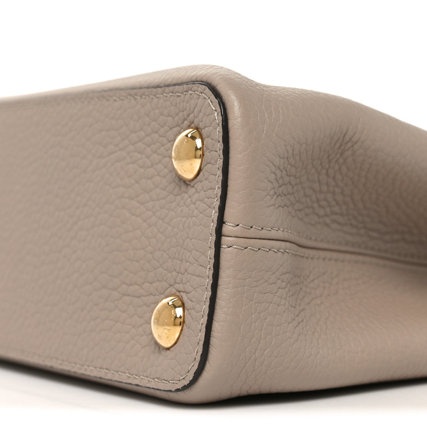 Louis Vuitton Taurillon Capucines BB Galet 9 of 9