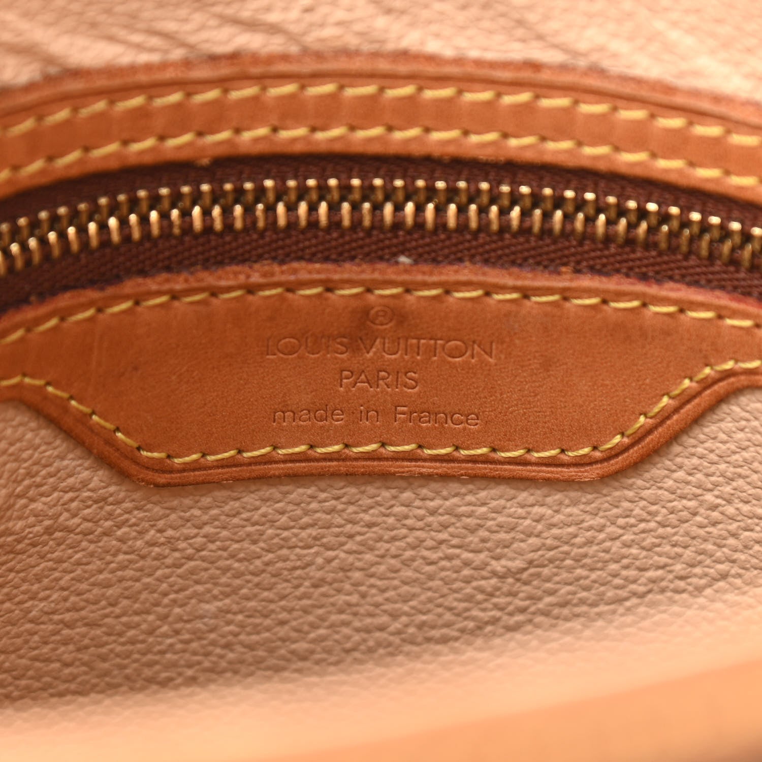 Louis Vuitton Monogram Petit Bucket 23 6 of 18