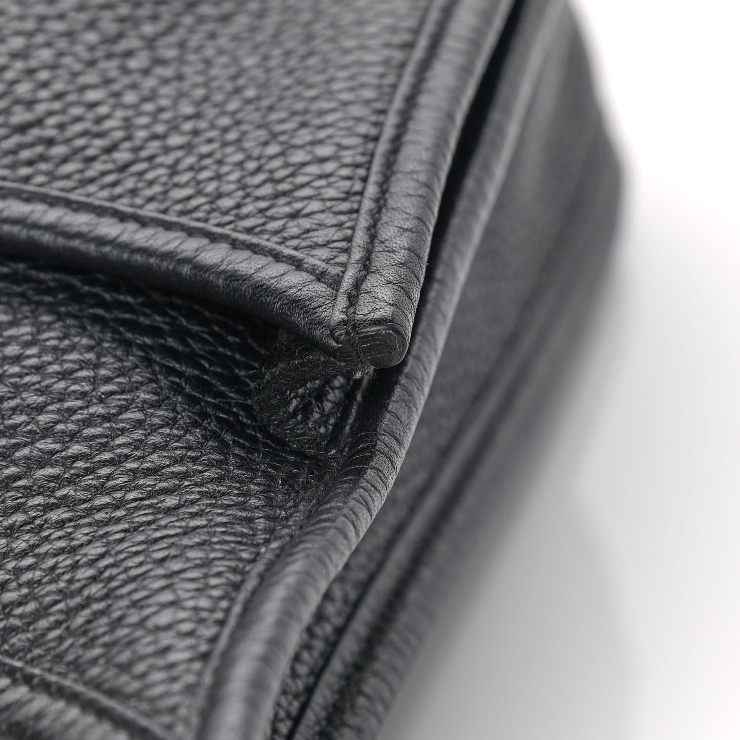 Taurillon Clemence Evelyne III PM Black