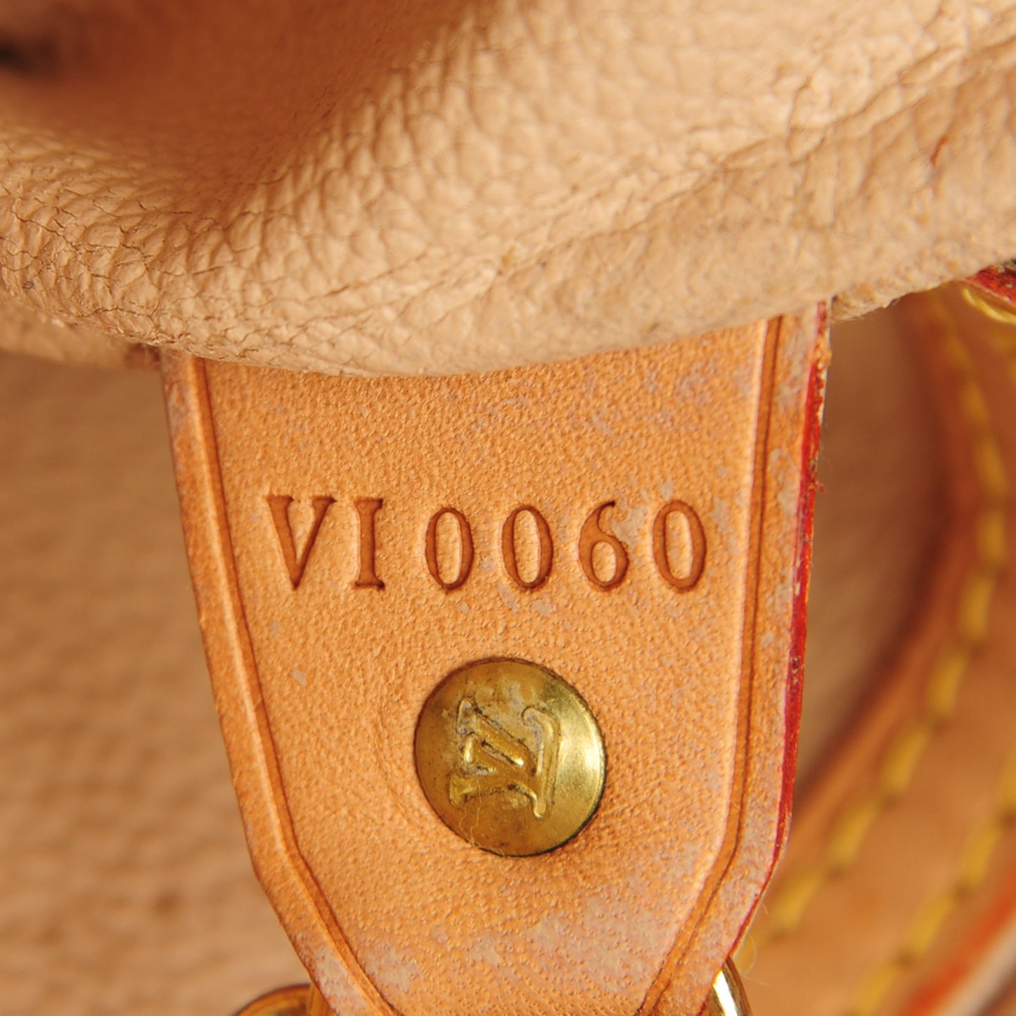 Monogram Petit Bucket 23