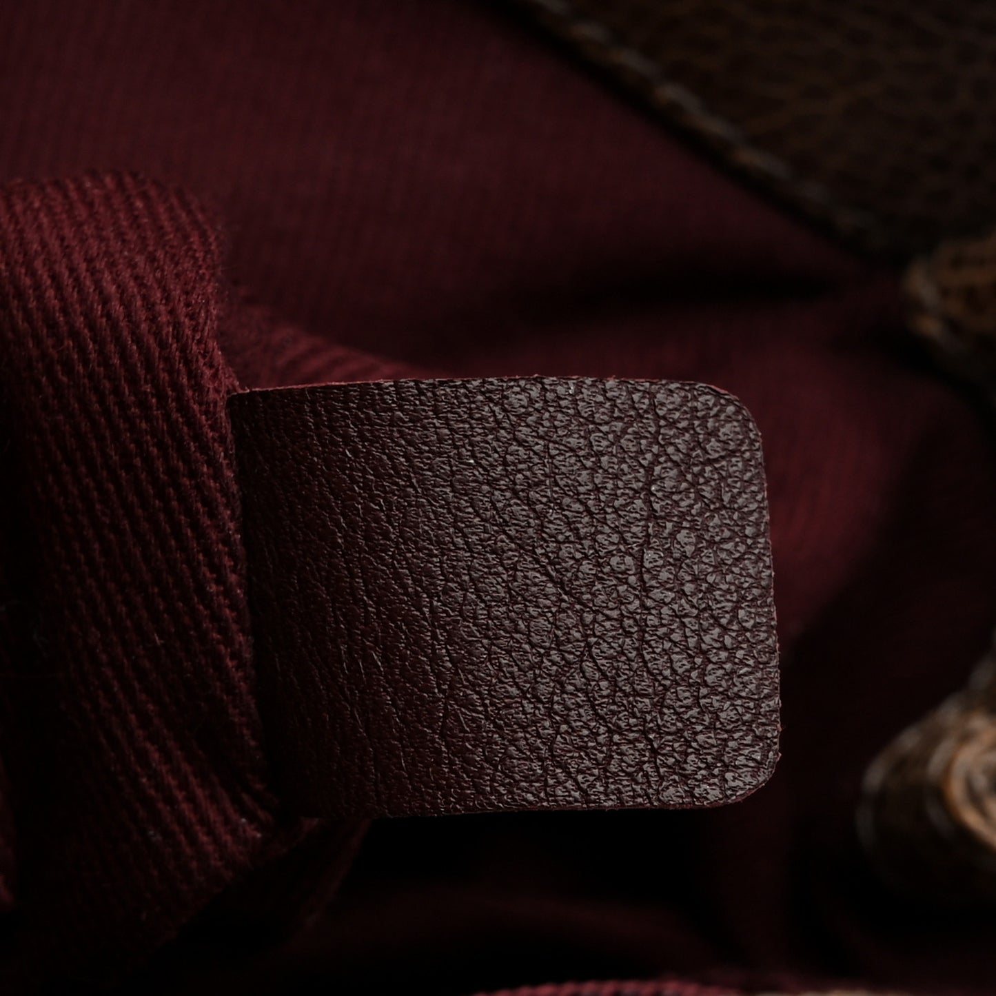 Crumpled Grained Calfskin Medium CC Crave Flap Brown