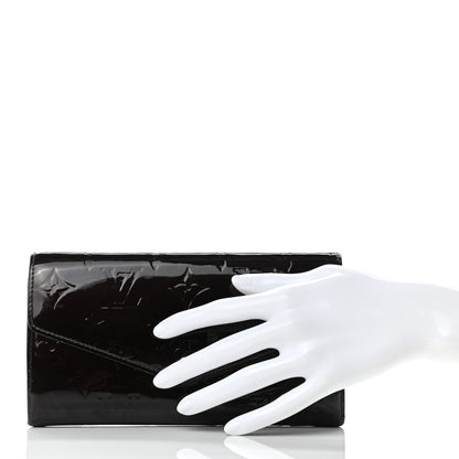 Louis Vuitton Vernis Sarah Wallet NM Amarante 2 of 11