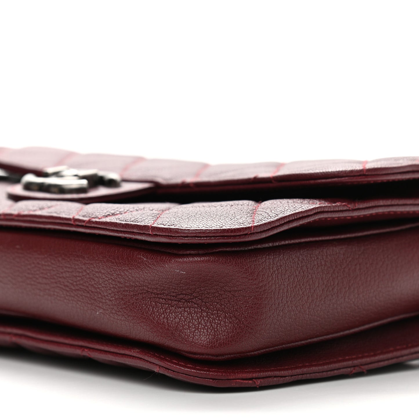 Goatskin Quilted Medium Perfect Edge Flap Burgundy
