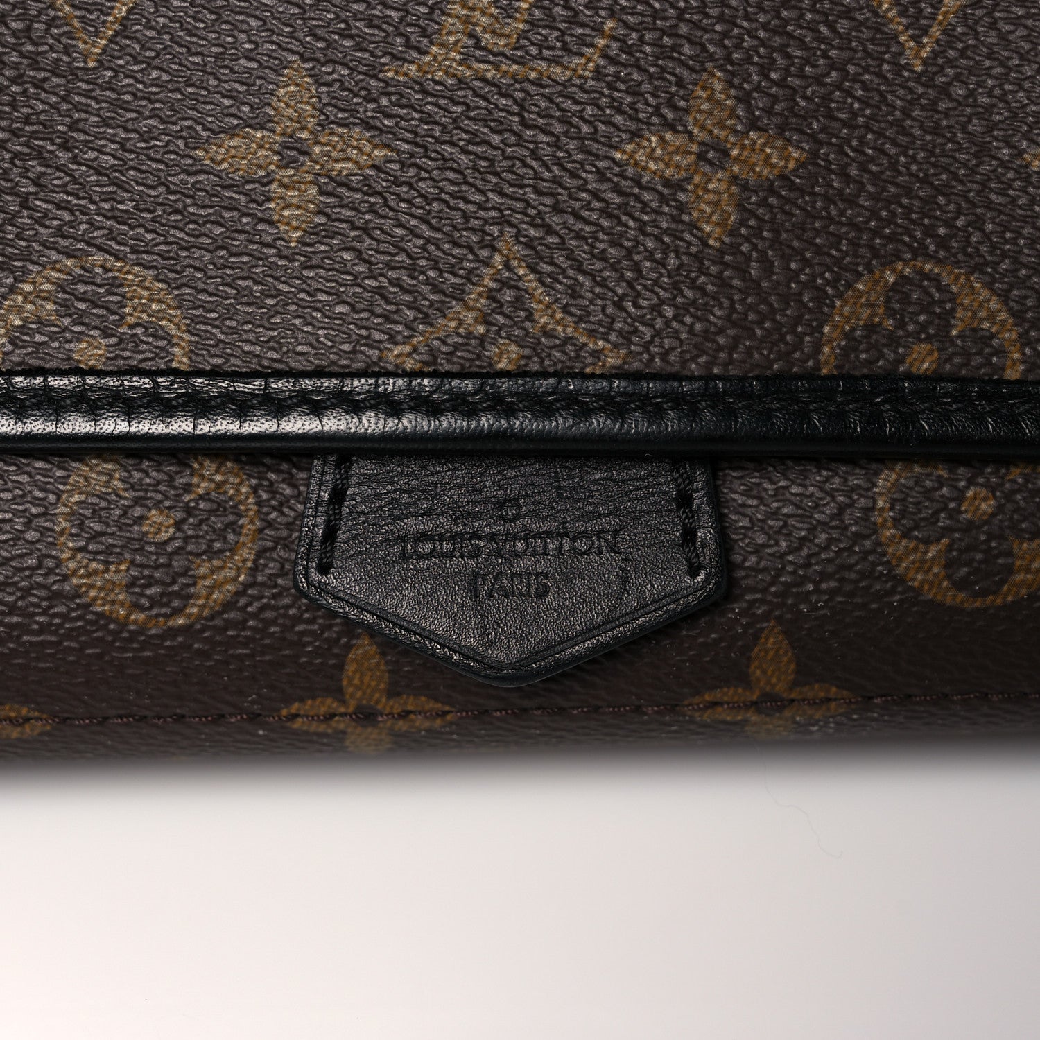 Louis Vuitton Monogram Macassar Magnetic Messenger 8 of 13
