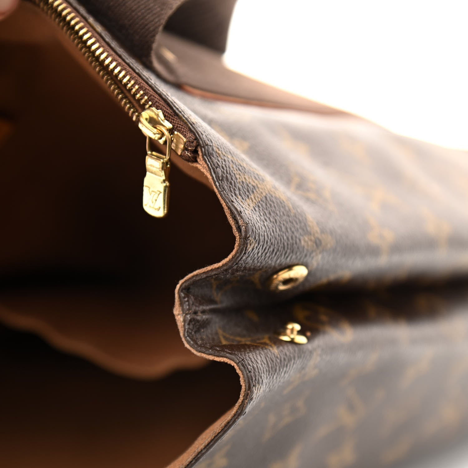 Louis Vuitton Monogram Cabas Beaubourg 13 of 14