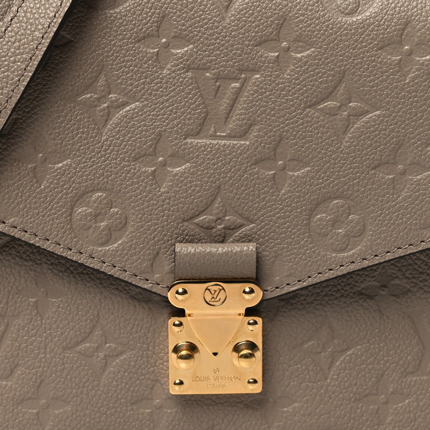 LOUIS VUITTON Empreinte Pochette Metis Tourterelle