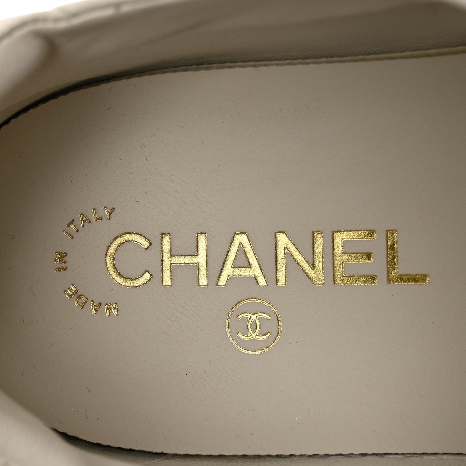 Chanel Crumpled Calfskin Womens CC Bow Sneakers 39.5 White 7 of 10