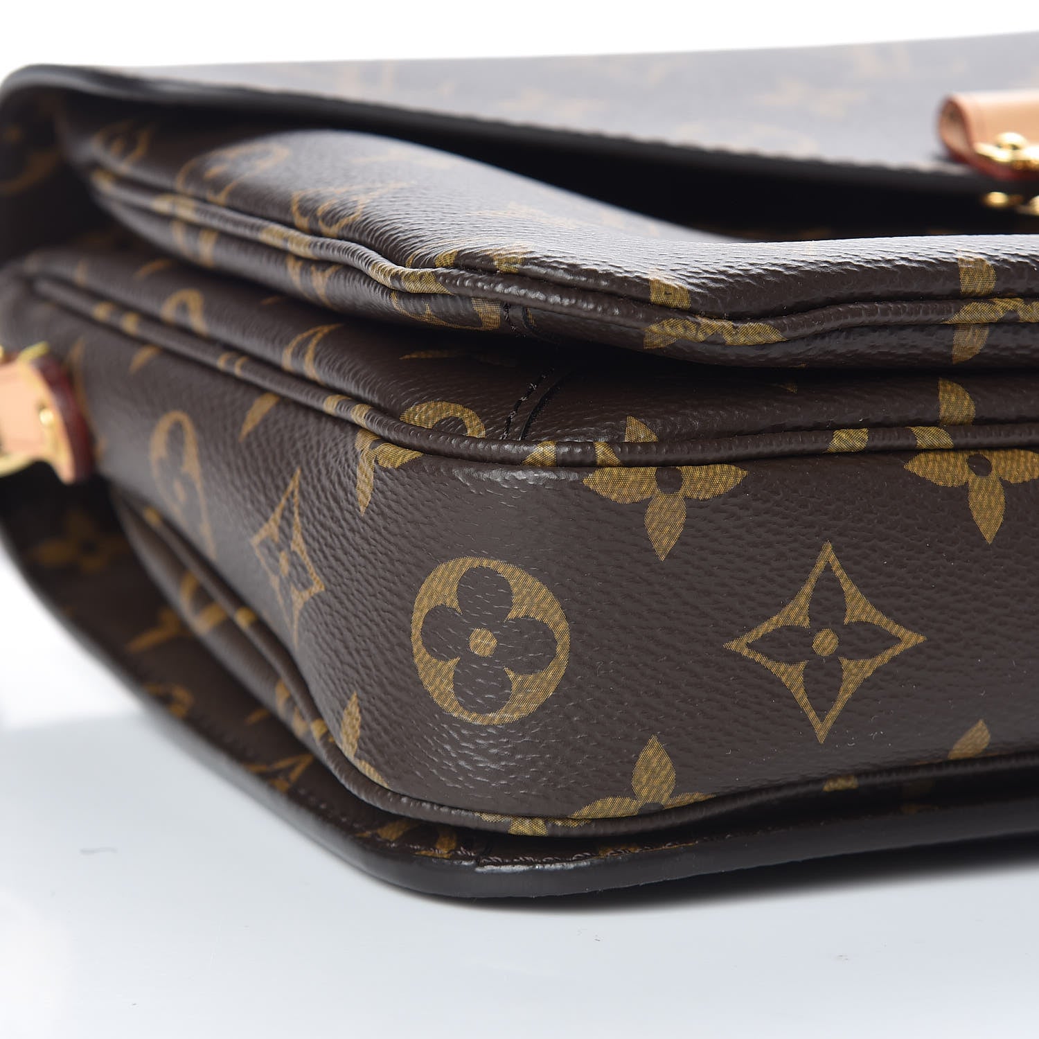 Louis Vuitton Monogram Pochette Metis 9 of 11
