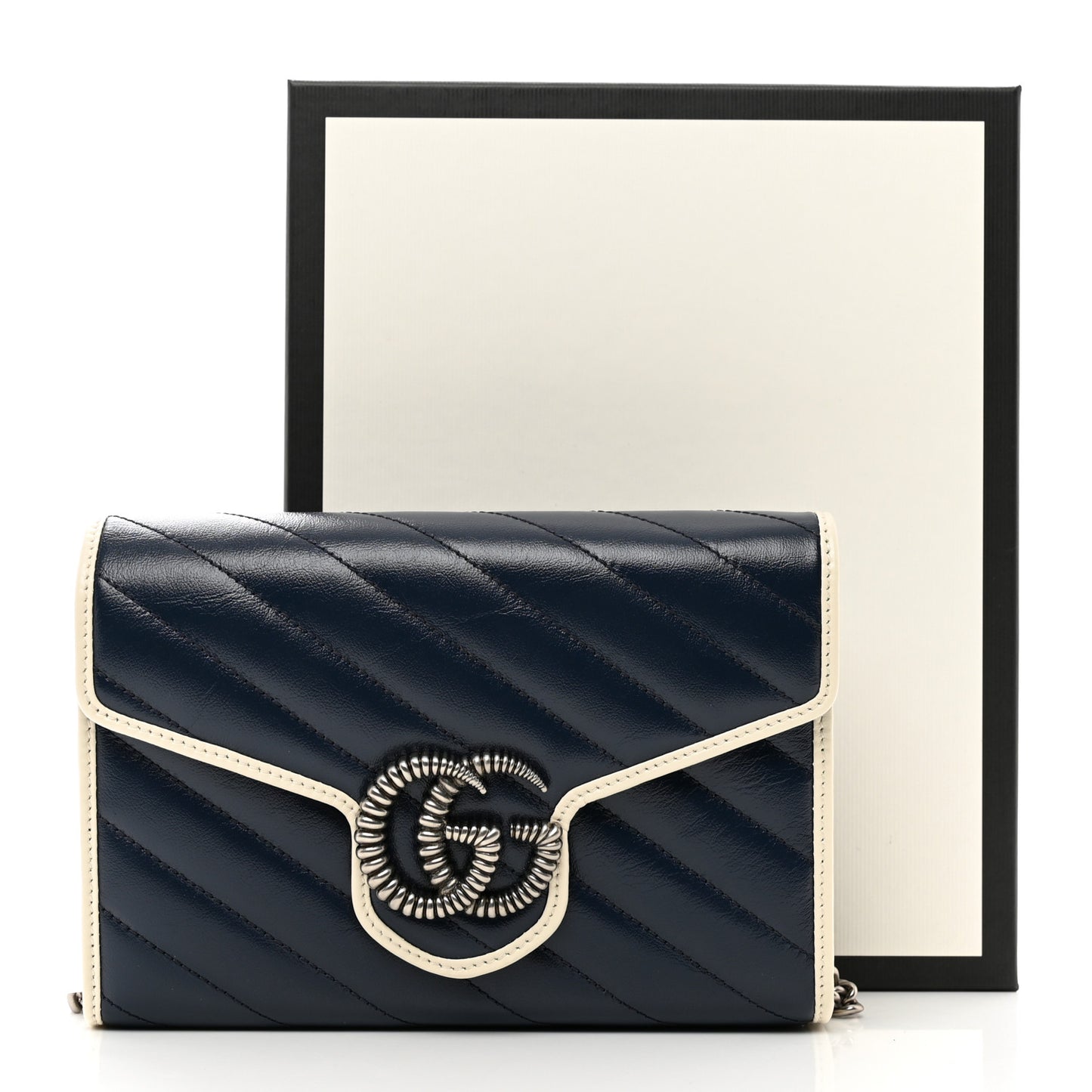Vintage Effect Calfskin Matelasse Diagonal Torchon GG Marmont Chain Wallet Blue Agata Mystic White