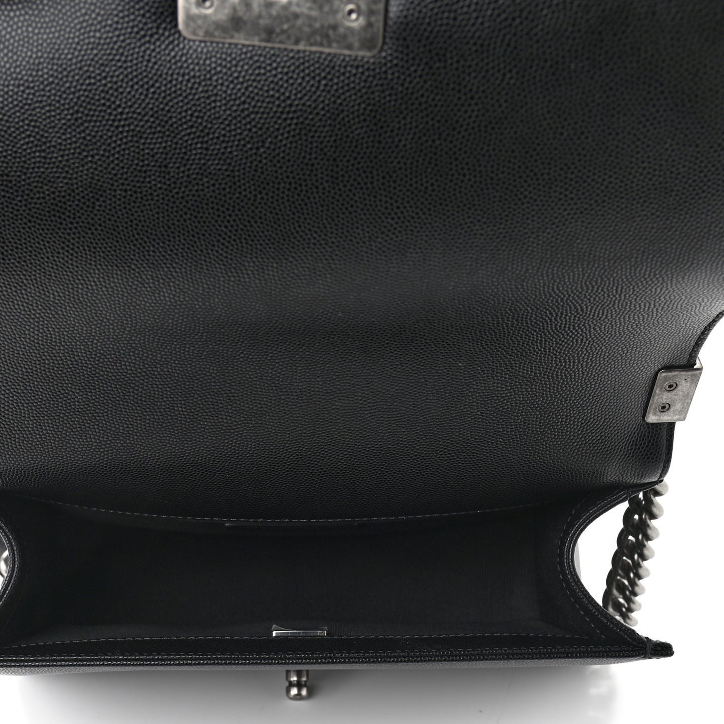 Caviar Quilted Medium Boy Flap Black