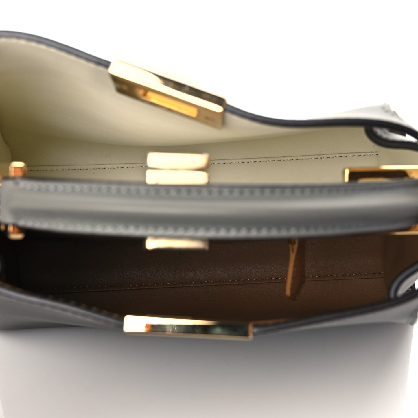 Vitello Medium Peekaboo Iconic Essentially Satchel Moon Miel