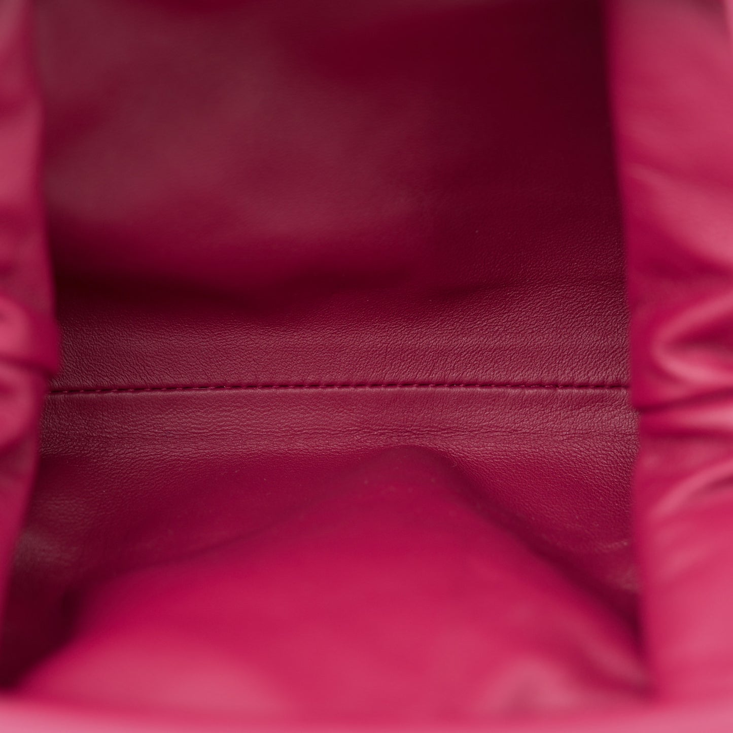 Nappa Intrecciato The Mini Pouch Amaranto
