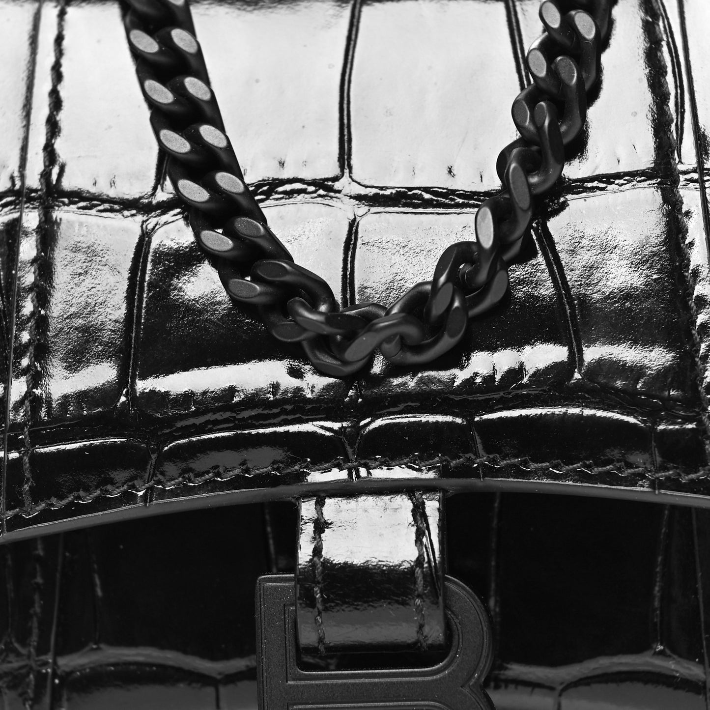Shiny Calfskin Monochrome Crocodile Embossed Hourglass Top Handle Bag Mini with Chain Black