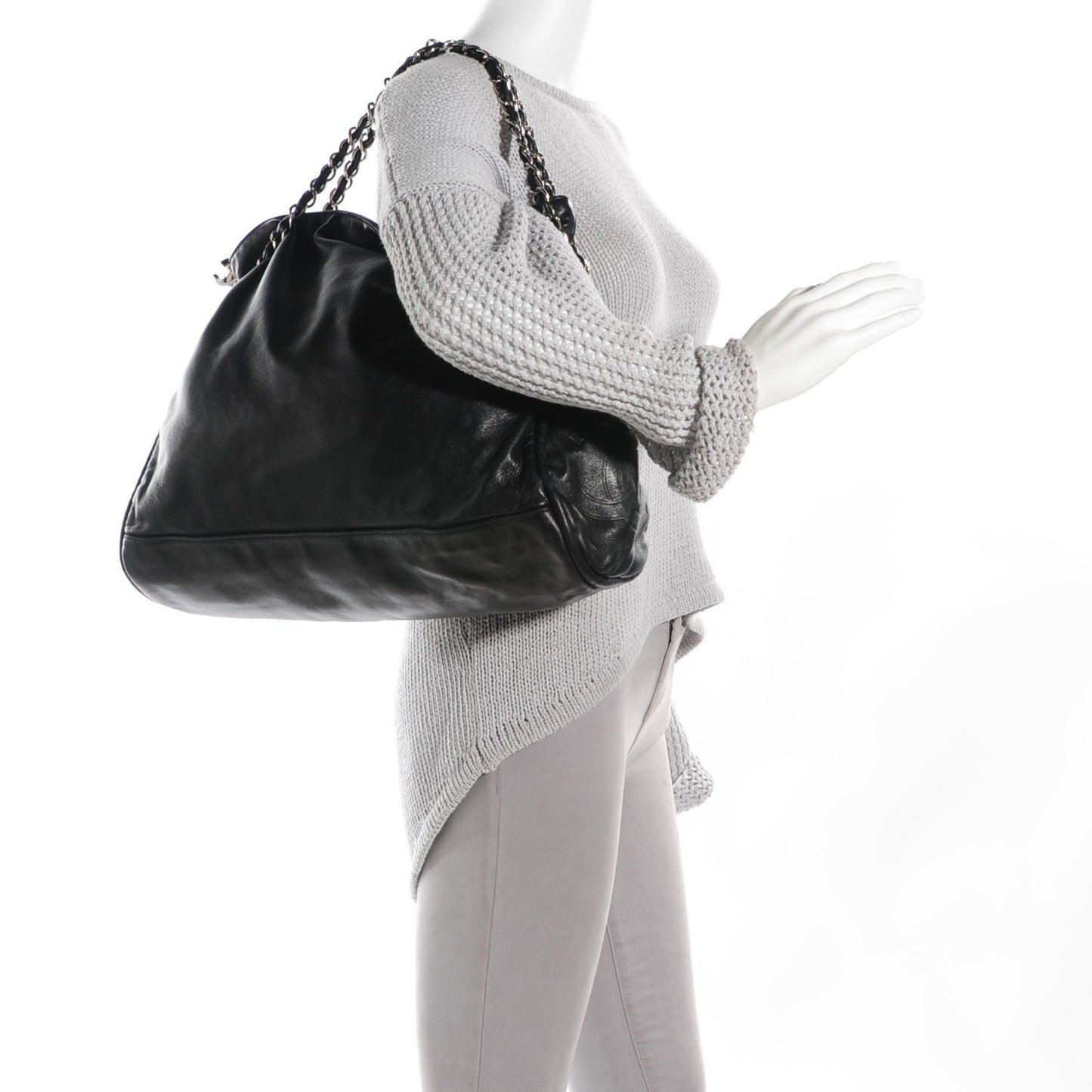 Lambskin Large Ultimate Soft Tote Black
