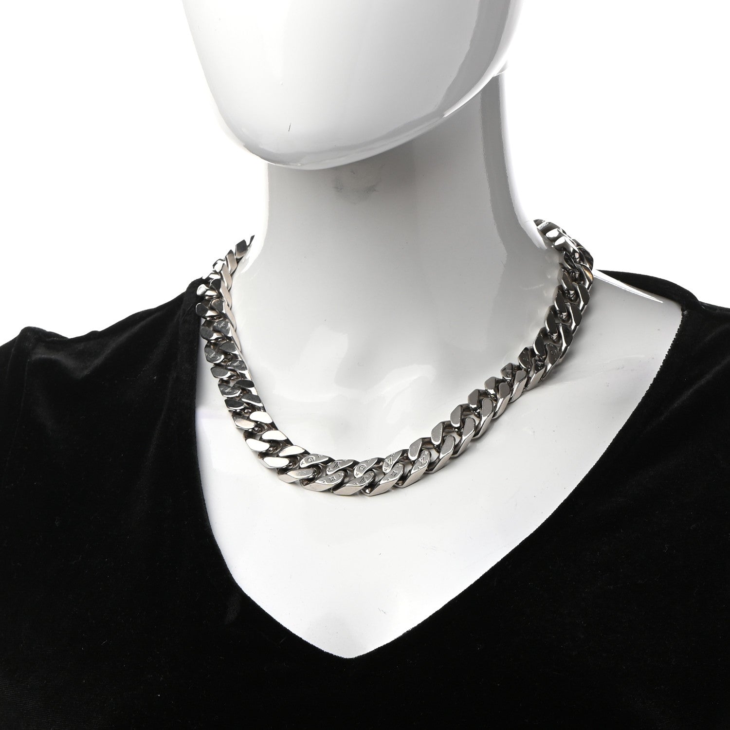 Louis Vuitton Metal Monogram Etched LV Chain Links Necklace Silver 2 of 7