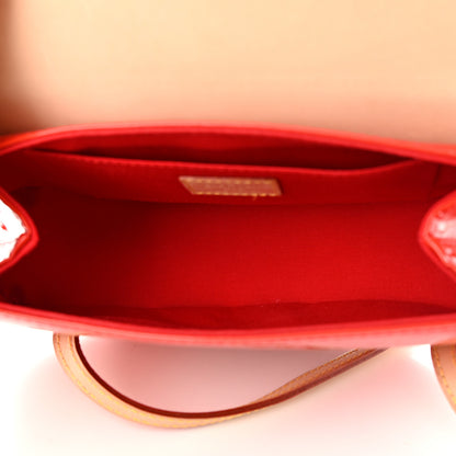 Louis Vuitton Vernis Biscayne Bay PM Rouge 5 of 14