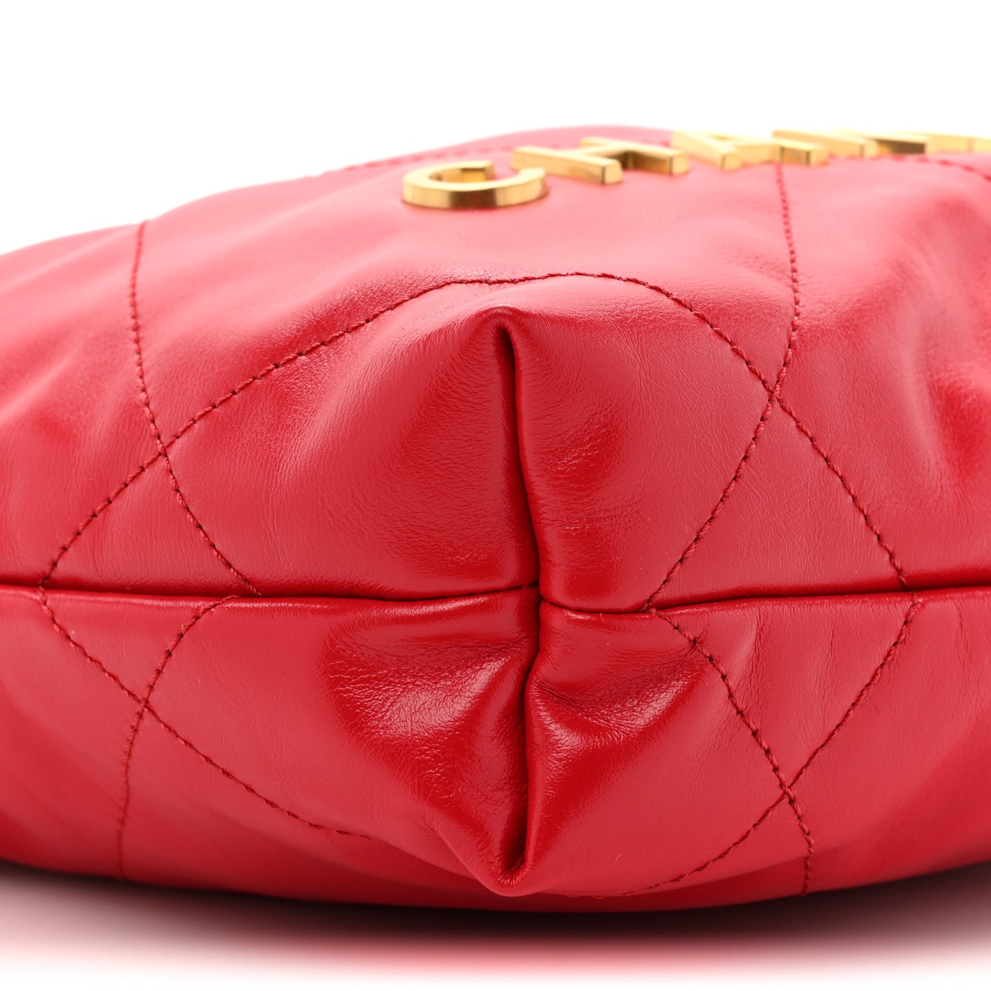 Shiny Calfskin Quilted Mini Chanel 22 Red