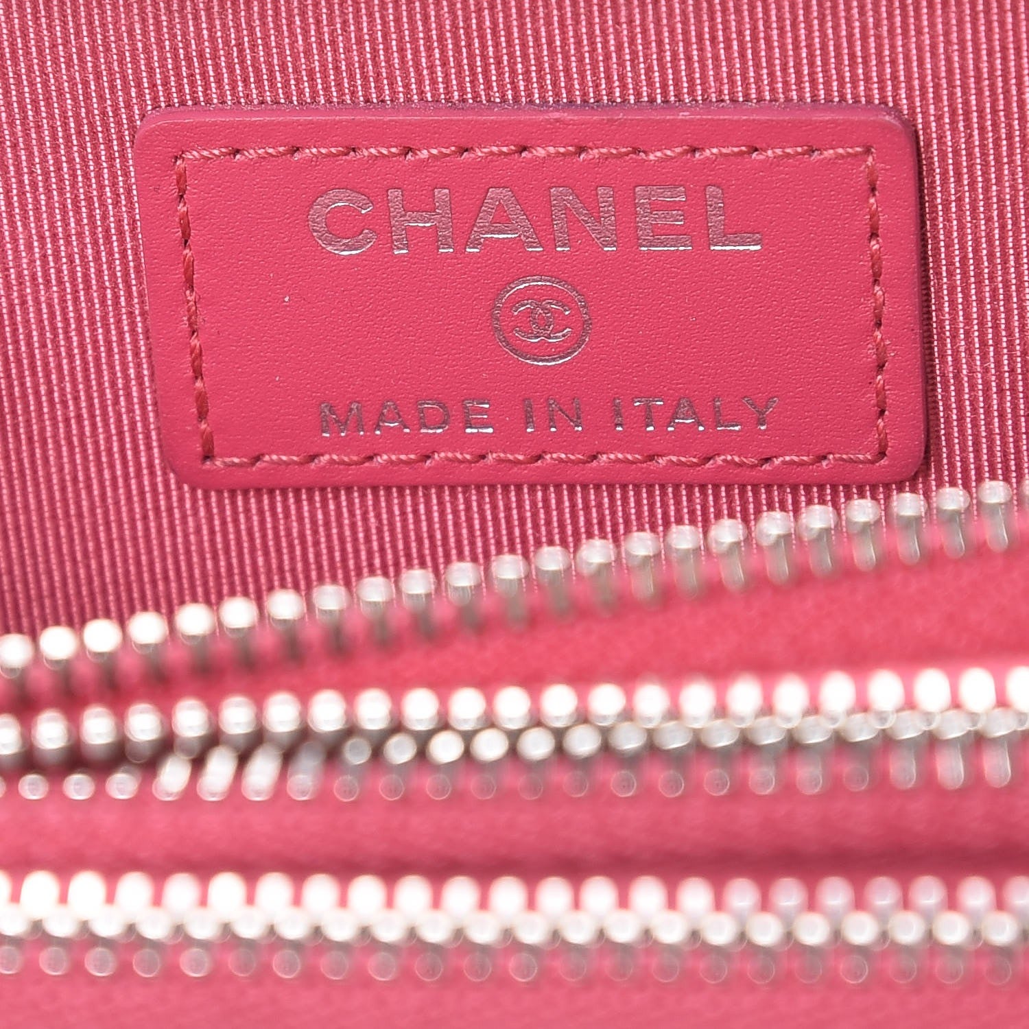 Chanel Patent Calfskin Quilted Zip Around Phone Holder Fuchsia 7 of 10