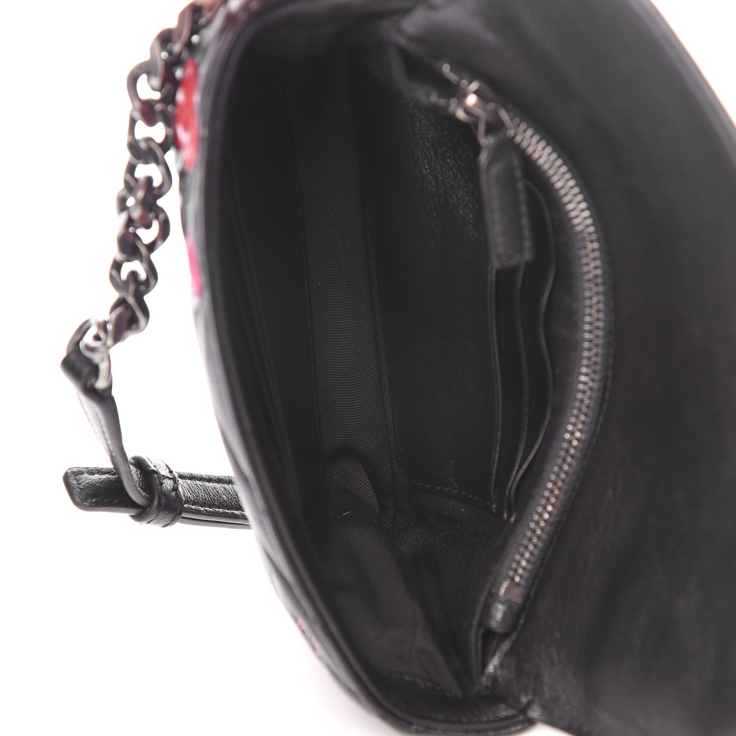 Saint Laurent Calfskin Matelasse Chevron Heart Patchwork Monogram College Chain Wallet Black 5 of 7