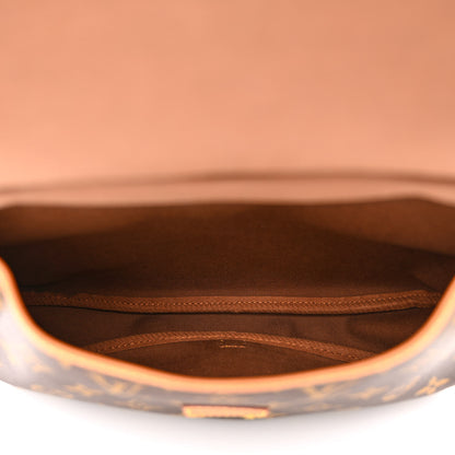 Louis Vuitton Monogram Saumur 30 5 of 17