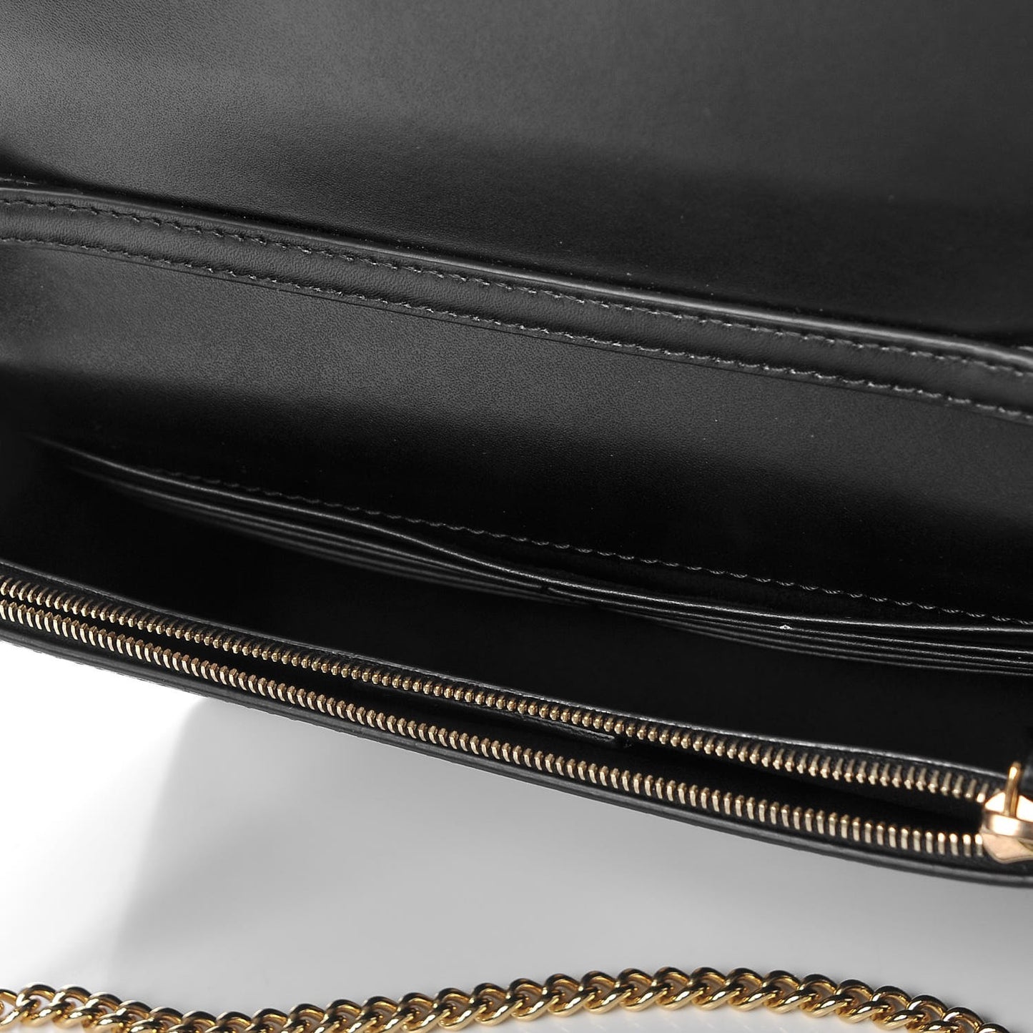 Vitello Liberty Lucido F is Fendi Medium Envelope Wallet on Chain Black