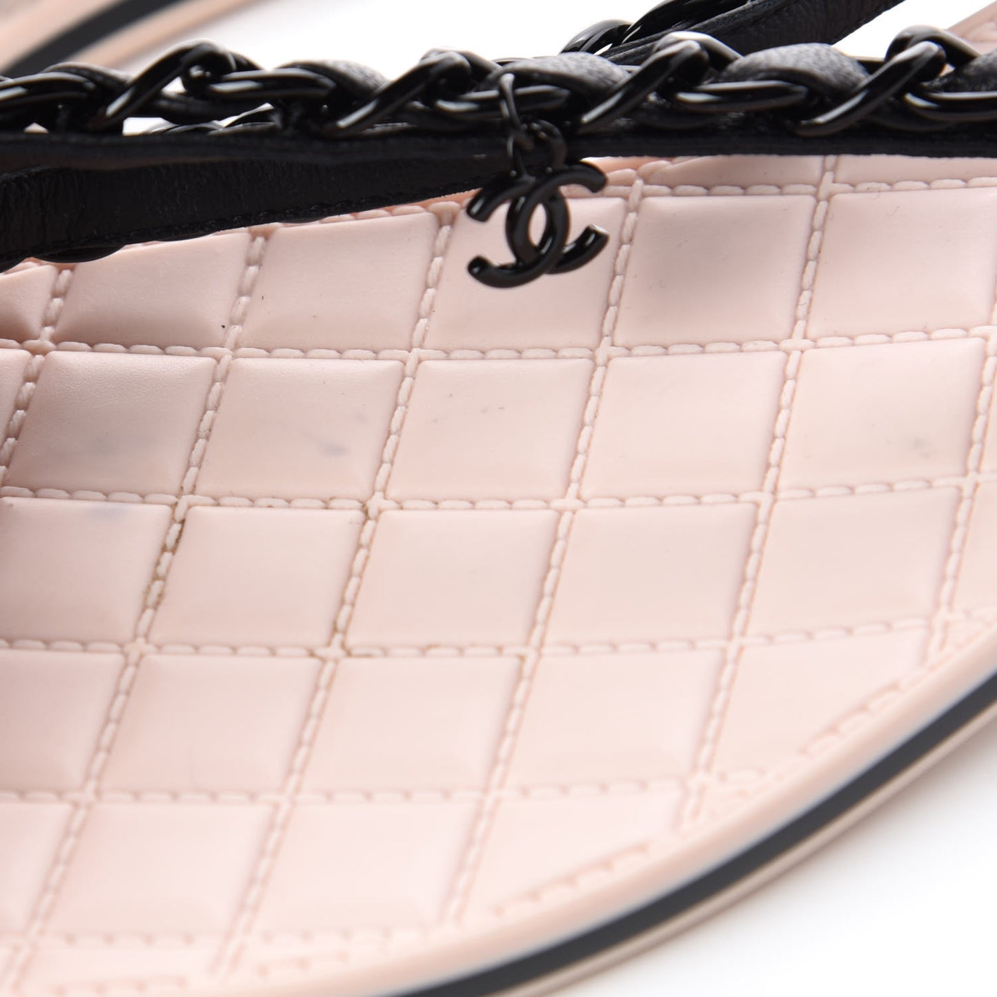 Calfskin Quilted Chain Thong Sandals 38 Black