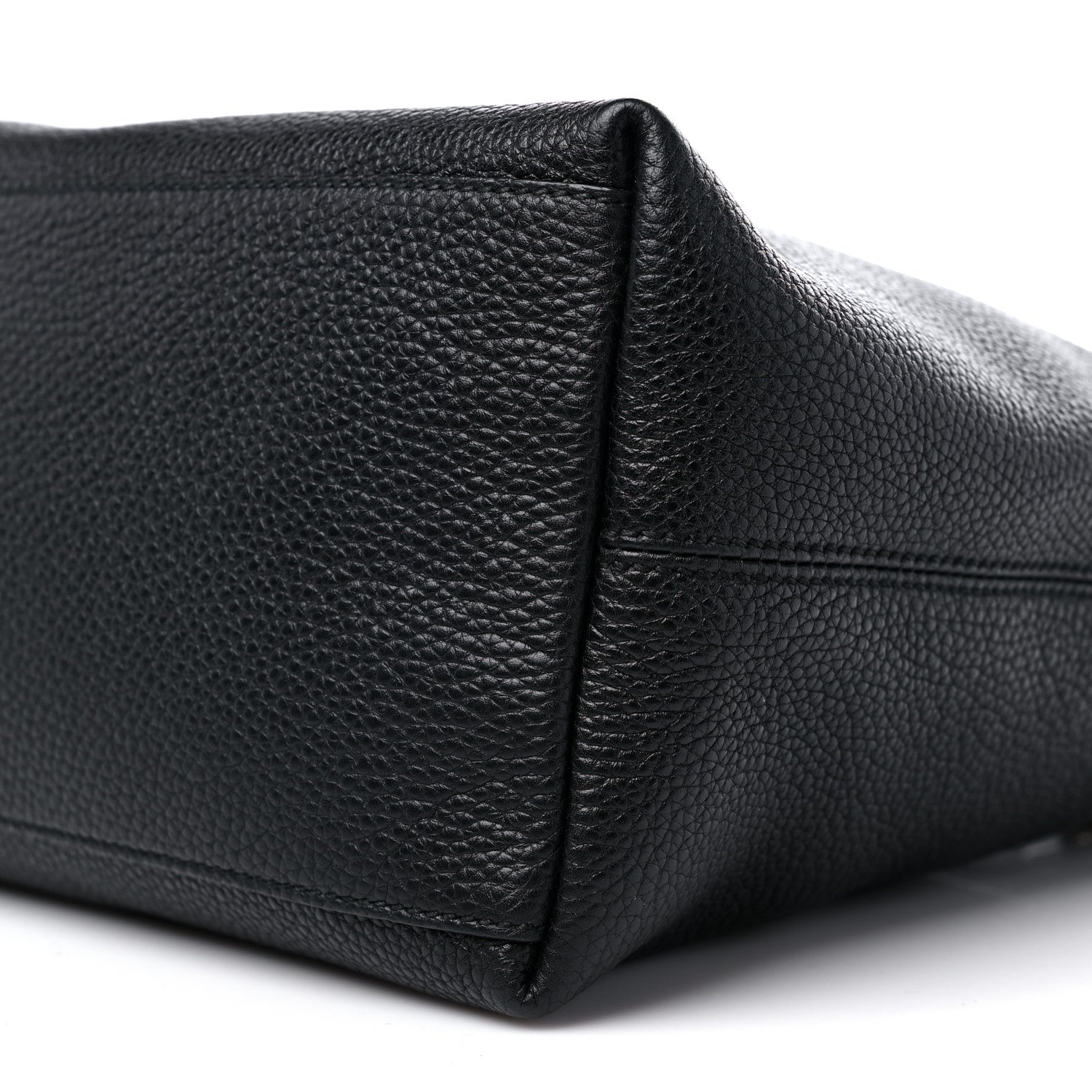 Gucci Pebbled Calfskin Medium Soho Chain Shoulder Bag Black 9 of 10