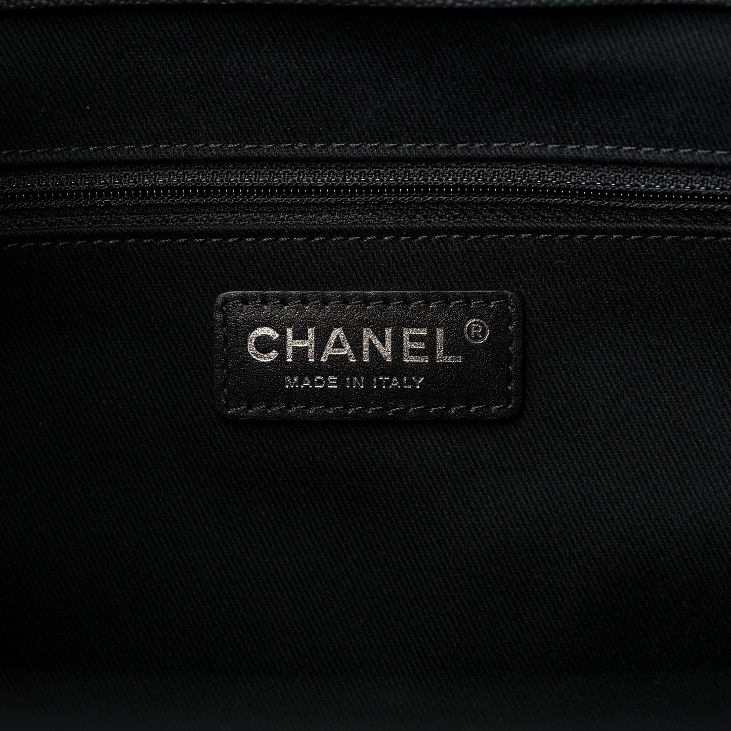 Grained Calfskin Large Coco Eyelets Shopping Tote Black