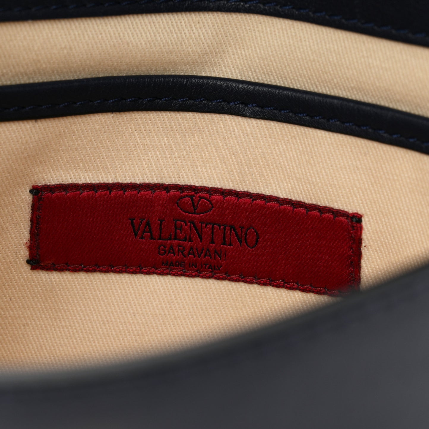 Vitello Medium Rockstud Flip Lock Crossbody Bag Marine