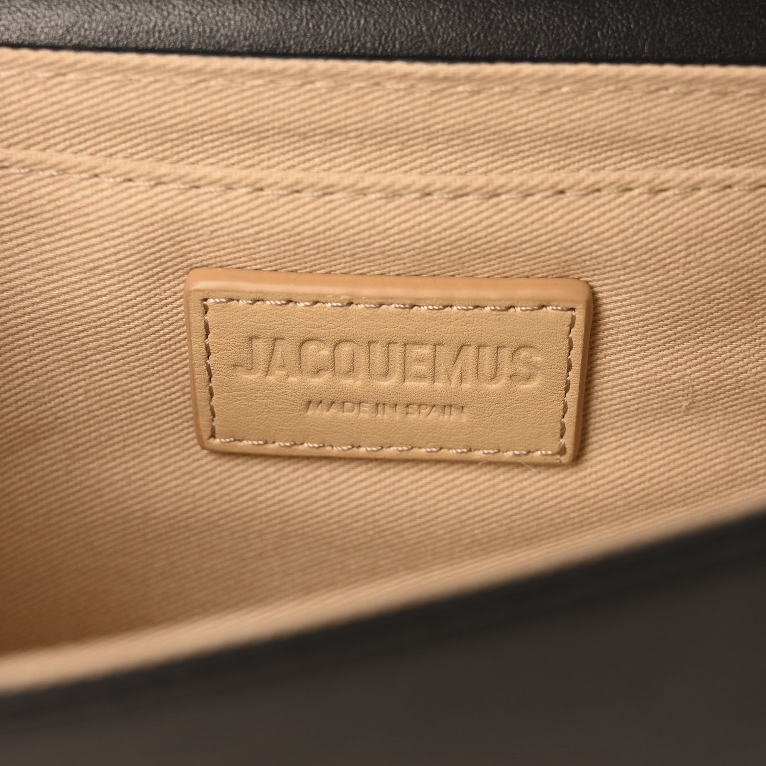 Jacquemus Smooth Calfskin Le Carinu Black 6 of 9