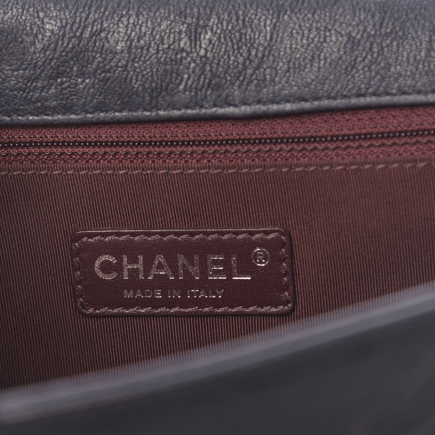 Crumpled Lambskin New Medium Studded Boy Flap Navy