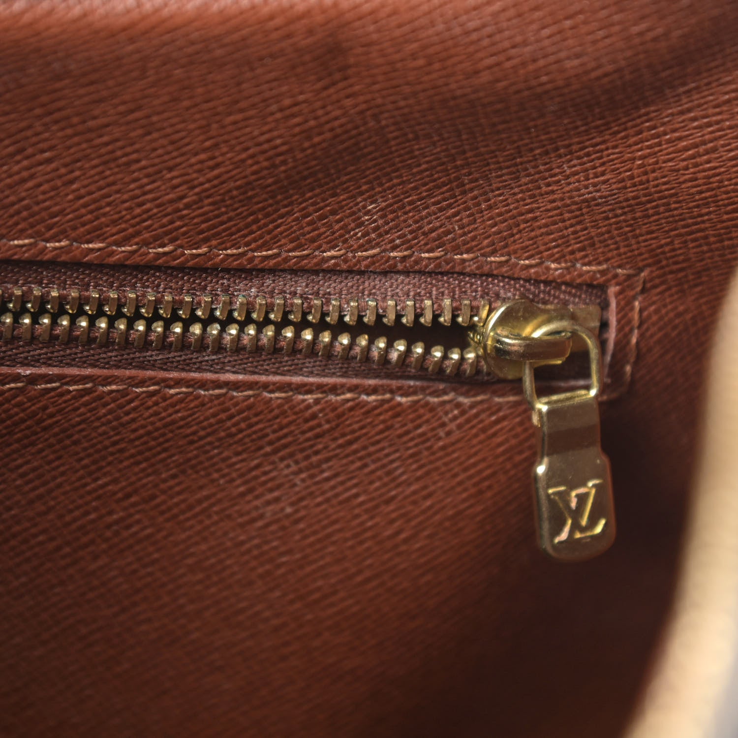 Louis Vuitton Monogram Boulogne 30 10 of 12