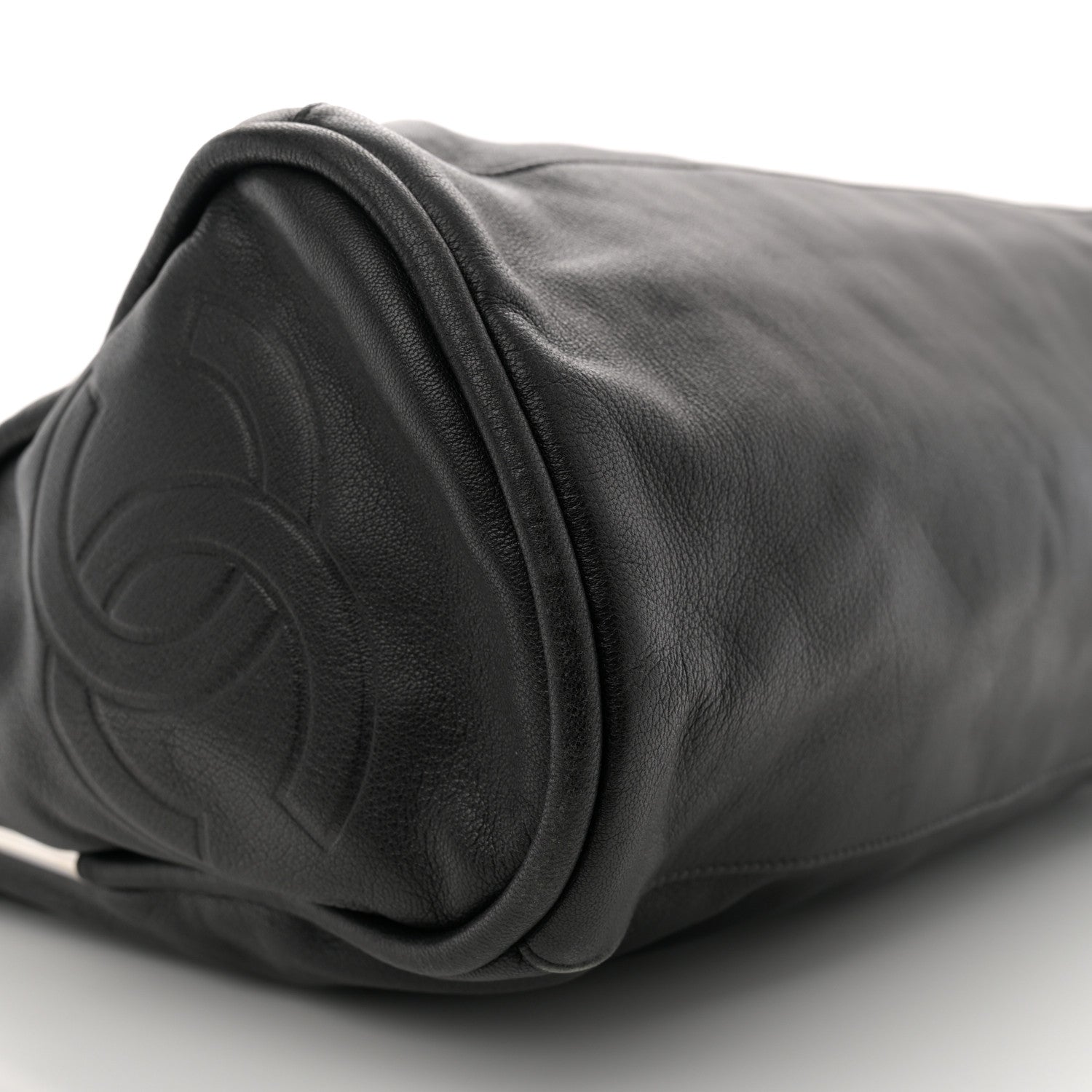 Chanel Lambskin Large Ultimate Soft Tote Black 9 of 10