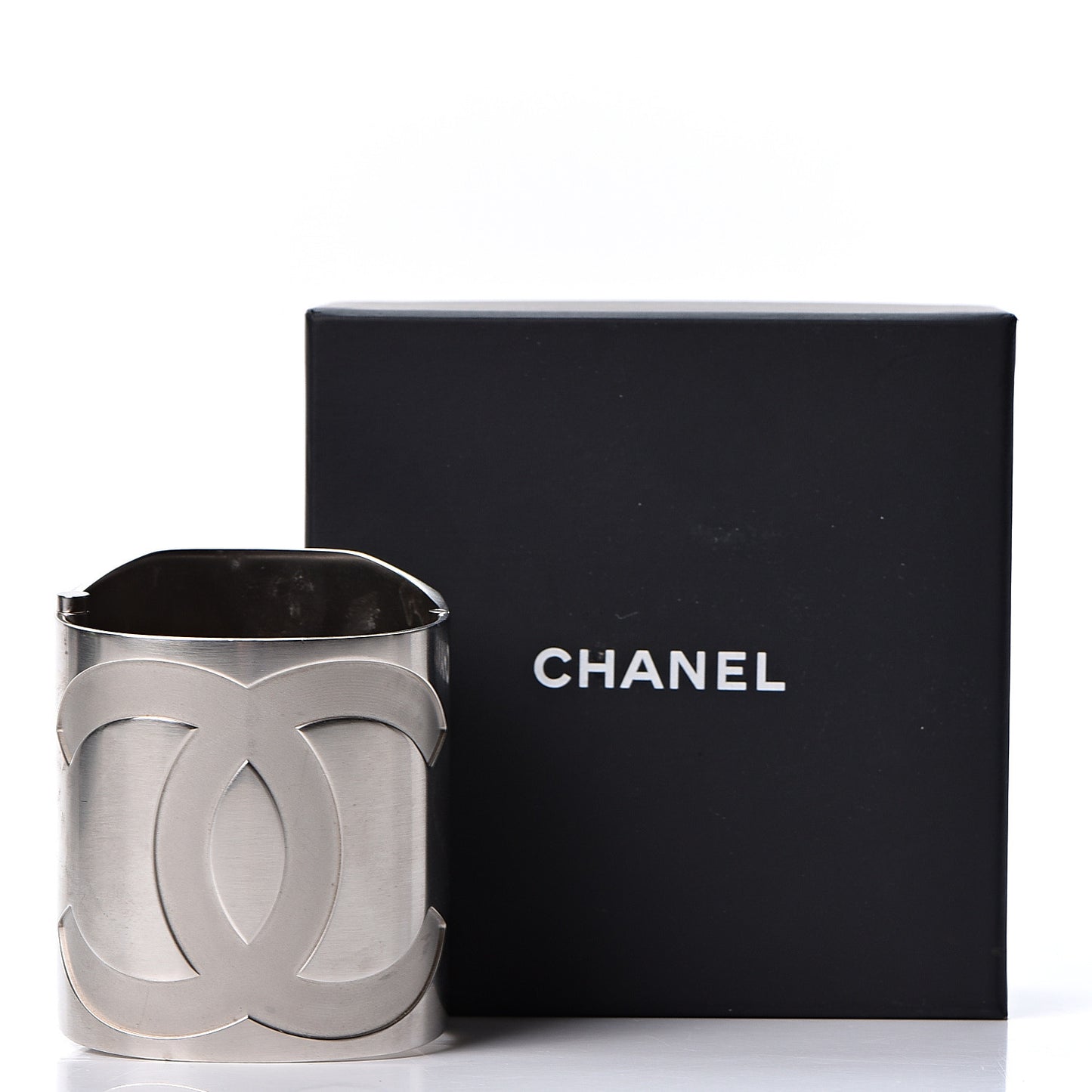 Metal Wide CC Mirror Cuff Silver